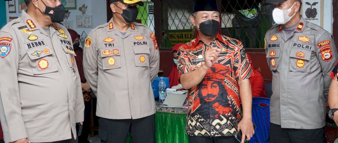 Siapkan 500 Dosis, Wabup Gowa Tinjau Vaksinasi Covid-19 Siapkan 500 Dosis, Wabup Gowa Tinjau Vaksinasi Covid-19