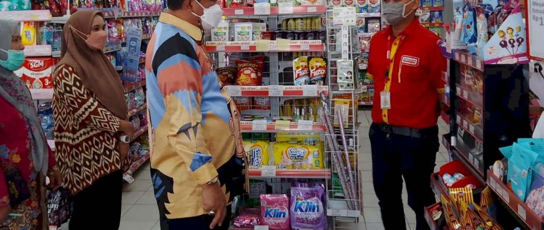 Pantau Harga Minyak Goreng, Kadis P2KUKM Luwu Utara Minta Warga tidak Panik