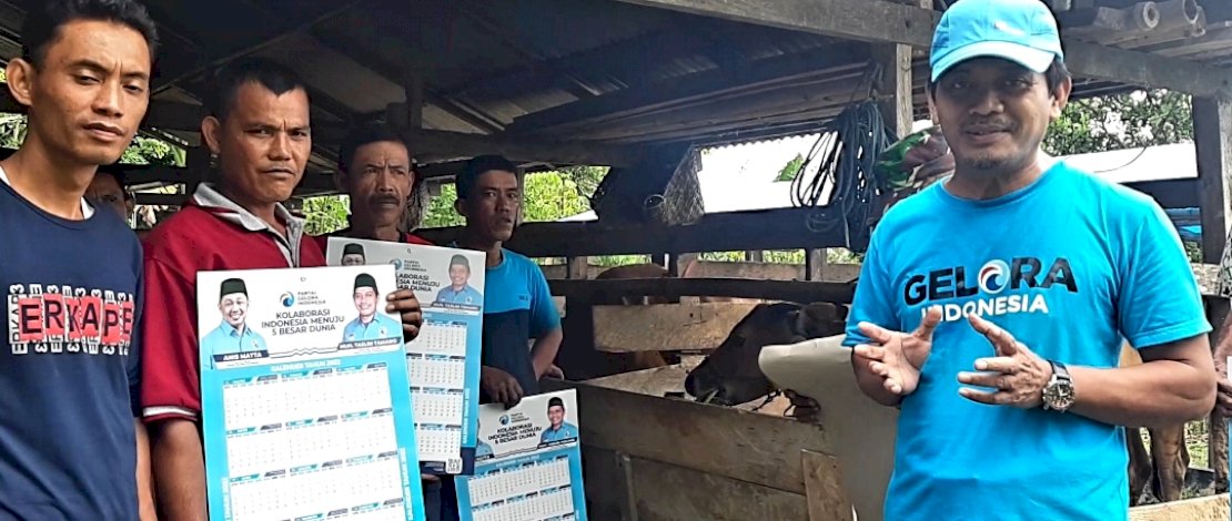 Wasekjen DPN Partai Gelora Taslim Tamang Kunjungi Kelompok Tani di Kecamatan Mare Wasekjen DPN Partai Gelora Taslim Tamang Kunjungi Kelompok Tani di Kecamatan Mare