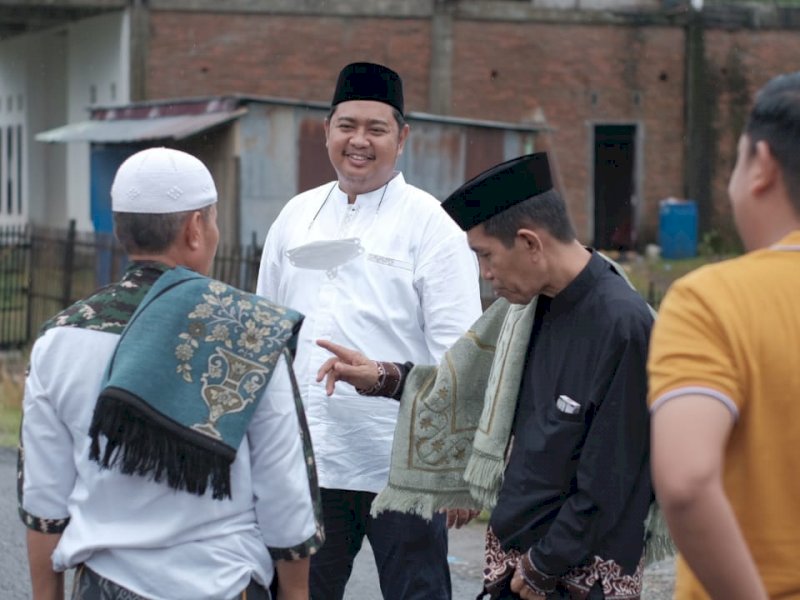 Banyak Jalan Rusak Poros Pekkae-Soppeng, Ketua Golkar Barru Mudassir: Sabar Anggarannya Telah Tersedia