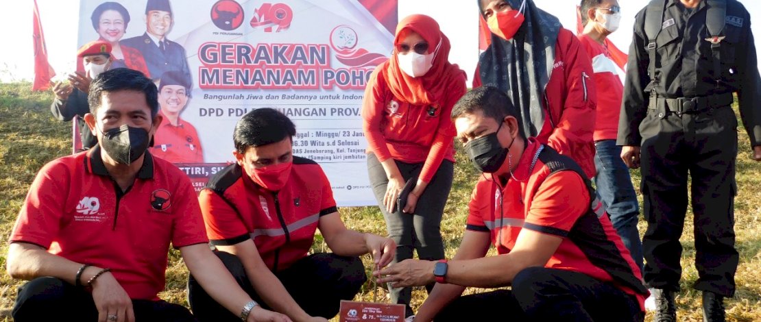 Rayakan HUT Ke-49 Tahun, PDI Perjuangan Sulsel Tanam 49 Ribu Bibit Pohon Rayakan HUT Ke-49 Tahun, PDI Perjuangan Sulsel Tanam 49 Ribu Bibit Pohon