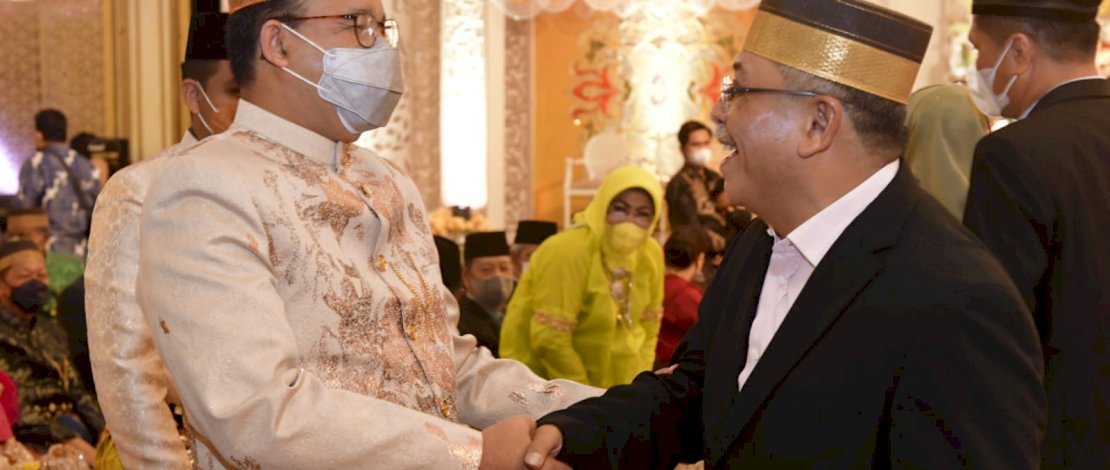 Bertemu di Nikahan Putra NH, Anies Baswedan-IAS Ngobrol Ini