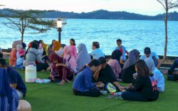 Tangan Dingin Wali Kota Parepare Taufan Pawe Sulap Semak-semak Jadi Space Publik