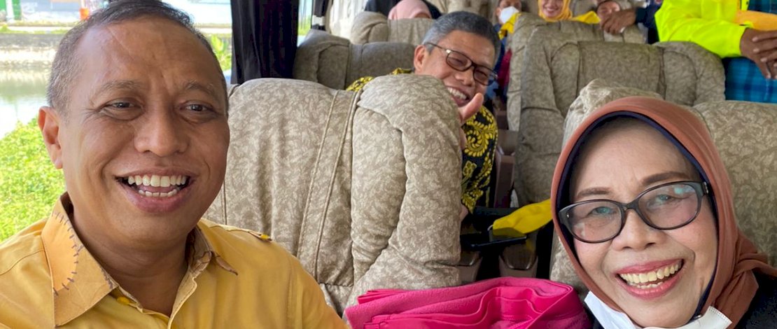 Ketua DPD II Golkar Palopo, Rahmat Masri Bandaso (RMB) dan Ketua Harian Golkar Palopo Nurhaenih.