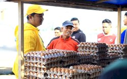 Tinjau Pasar, MHG Aktif Berinteraksi dengan Pedagang