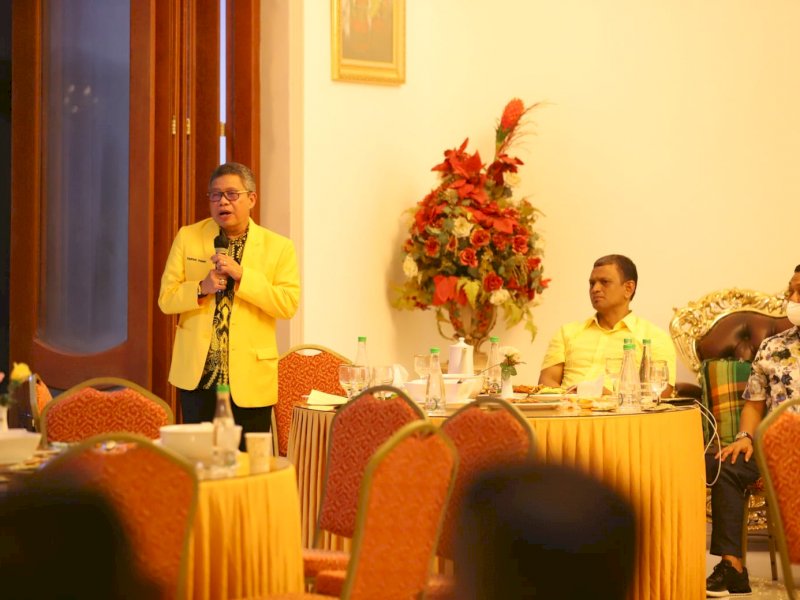 Taufan Pawe Instruksikan DBR Maju di Pilkada Wajo 2024