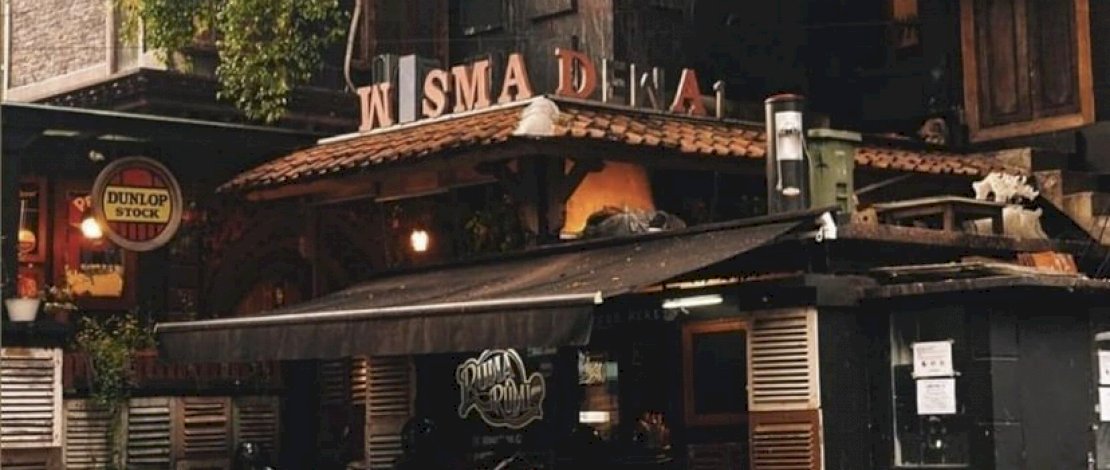 Restoran milik Ahmad Dhani dan Mulan Jameela.