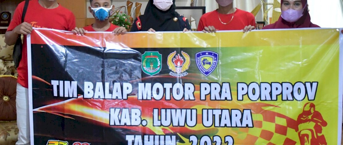 Indah Putri Indriani Lepas Dua Pembalap Muda Wakili Luwu Utara Berlaga Di Praporprov Sulawesi Selatan Indah Putri Indriani Lepas Dua Pembalap Muda Wakili Luwu Utara Berlaga Di Praporprov Sulawesi Selatan