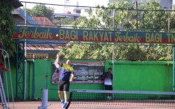Jaga Silaturahmi dan Kebugaran Tubuh di Masa Pandemi, Danyon Brimob Bone bermain Tenis Lapangan Bersama Kasdim 1407 Bone