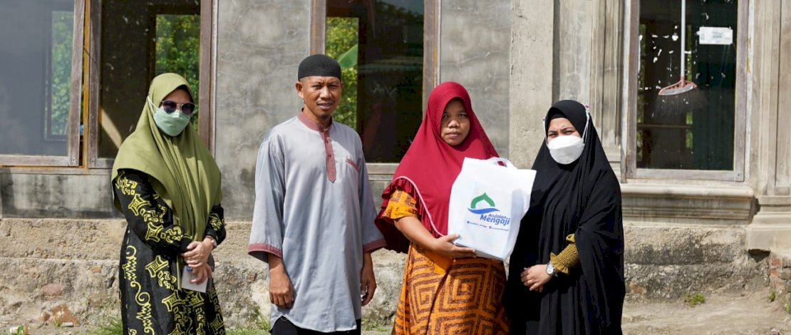 Andalan Mengaji melakukan kegiatan sosial berbaginya di Kabupaten Bulukumba.