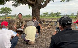 Dialog Hangat Mentan SYL dengan Petani di Persawahan Jeneponto