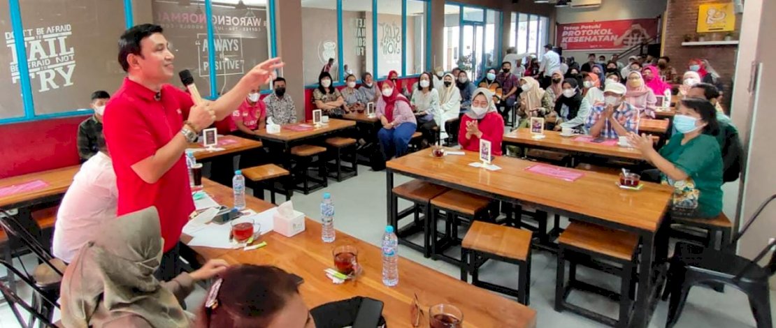 Anggota DPRD Provinsi Sulsel Rudy P Goni dari Fraksi PDI Perjuangan kembali melakukan reses di Kecamatan Rappocini, bertempat di Waroeng Normaligic Jl. A. Djemma Kota Makassar, Selasa (8/2/2022).