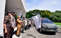 Hadapi Omicron, Andi Sudirman Turunkan 1.000 Nakes untuk Vaksinasi