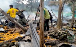 Lupa Matikan Kompor, Dua Rumah di Jeneponto Hangus Terbakar