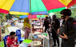 Kasus Covid 19 Melonjak, Brimob Bone Massif Imbau Warga untuk Waspada dan Taat Prokes