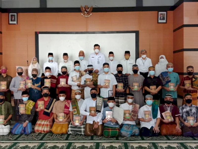 Ganas Annar MUI Sulsel Bagikan Al-Quran di Balai Rehabilitasi Narkoba