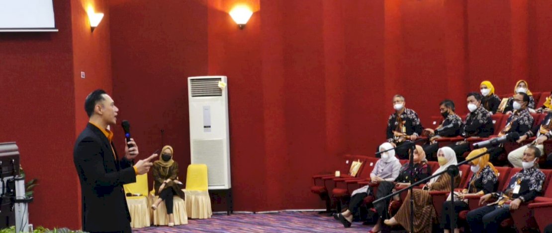 Ketua Umum Partai Demokrat Agus Yudhoyono (AHY) mengisi Kuliah Umum di Universitas Negeri Makassar (UNM), Rabu (16/02/22).