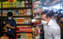 Sidak ke Pasar Tradisional, Menteri Perdagangan Pastikan Distribusi Minyak Goreng Sebentar Lagi Akan Stabil
