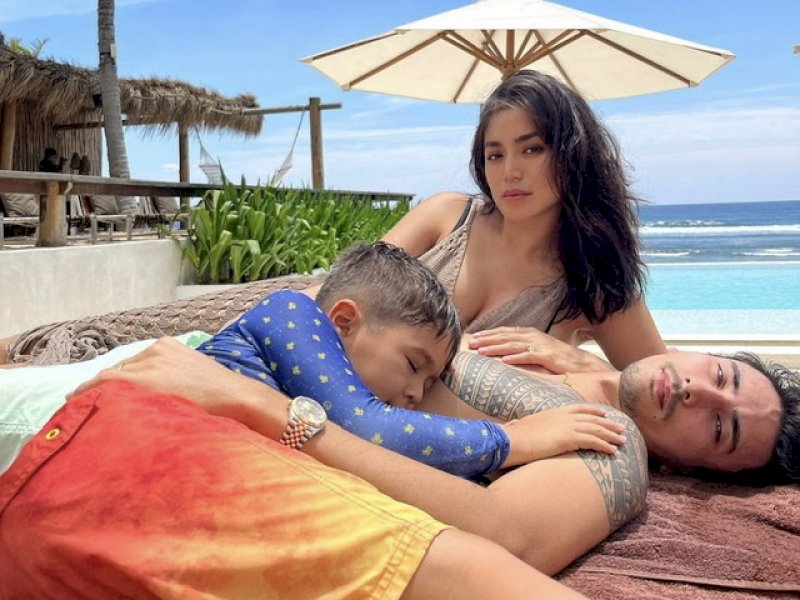Jessica Iskandar dan El Barack Terpapar Lemah di Rumah Sakit, Vincent: Kalian Kuat 