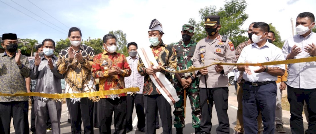 Andi Sudirman Resmikan 3 Ruas Jalan di Toraja, Warga: Kami Sangat Puas dan Bangga