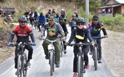 Hadiri Fun Camping, Bupati Lutra: Kita Hidupkan Olahraga Masyarakat