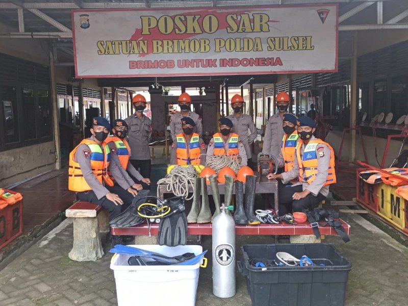BMKG Keluarkan Peringatan Cuaca Buruk, Brimob Bone Siagakan Tim SAR 24 Jam Penuh