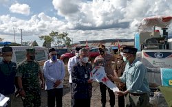 Vale Indonesia Serahkan Alat Mesin Pertanian ke Petani Mahalona 