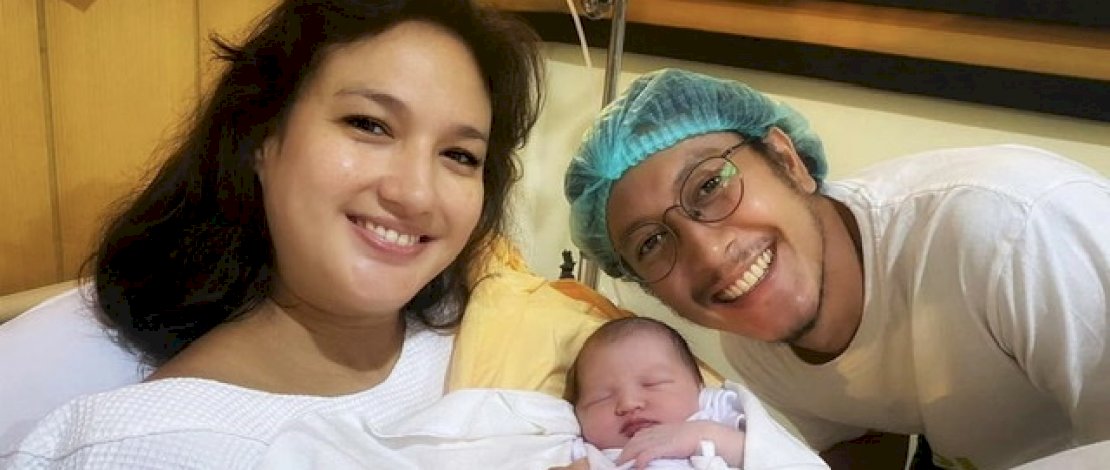Nadine Chandra Winata dan Dimas Anggara Dikarunia Anak Pertama, Namanya Djiwa 