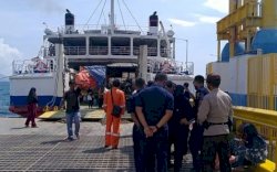 Sempat Ditutup karena Cuaca Buruk, Pelabuhan Bajoe Kembali Dibuka