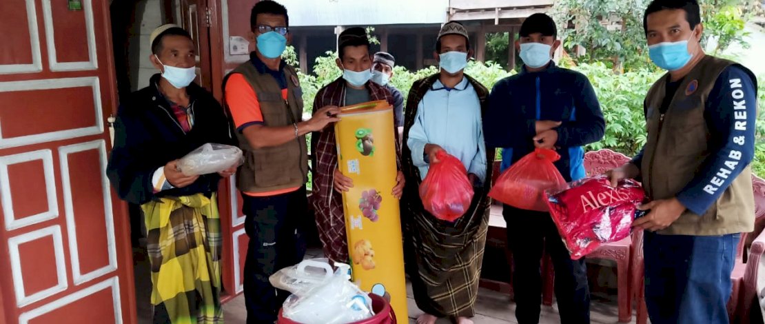 Turut Berduka, Andi Sudirman Kirim Bantuan untuk Korban Kebakaran di Gowa