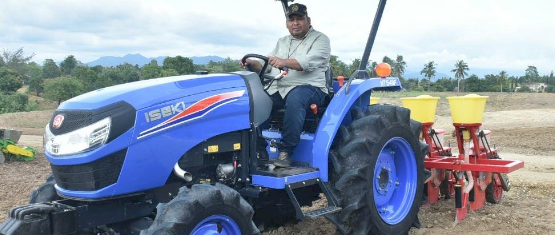 Petani dan pelaku usaha pertanian di Sumatera Selatan antusias menyambut program Taxi Alat Mesin Pertanian yang digagas Menteri Pertanian Syahrul Yasin Limpo. Petani dan pelaku usaha pertanian di Sumatera Selatan antusias menyambut program Taxi Alat Mesin Pertanian yang digagas Menteri Pertanian Syahrul Yasin Limpo.