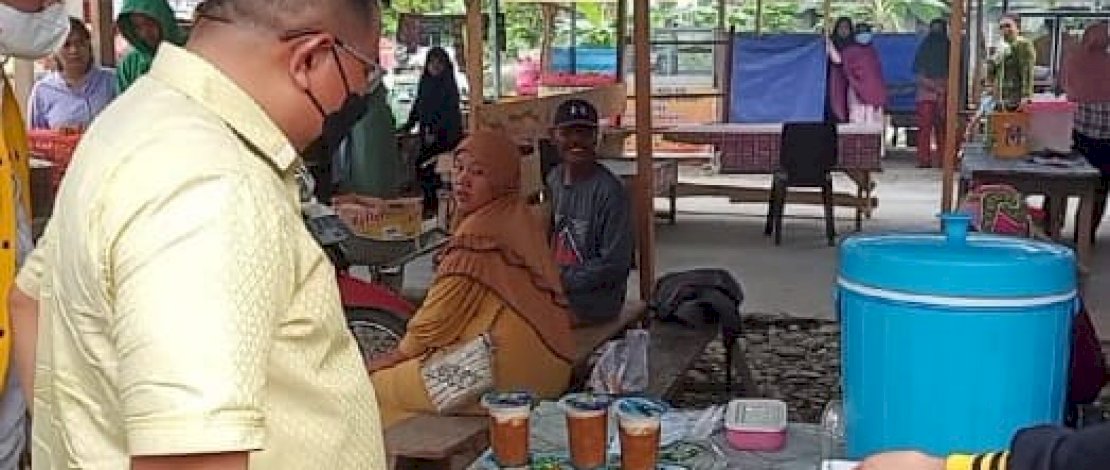 Anggota DPR RI Dapil Sulsel III, Muh Fauzi, menyambangi pasar BUMDes Desa Rawamangun, Kecamatan Sukamaju Selatan, Kabupaten Luwu Utara, Kamis, 24 Februari 2022. Anggota DPR RI Dapil Sulsel III, Muh Fauzi, menyambangi pasar BUMDes Desa Rawamangun, Kecamatan Sukamaju Selatan, Kabupaten Luwu Utara, Kamis, 24 Februari 2022.