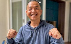 Angkat Suara Terkait Kasus Indra Kenz, Ernest Prakasa Singgung Soal Fenomena Pamer Kemewahan Palsu di Sosial Media