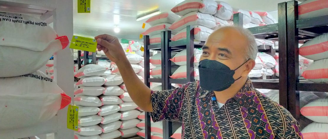 Peneliti Ahli Utama Balai Penelitian Tanaman Aneka Kacang dan Umbi Balitbang Kementan, M Muchlish Adie, saat ditemui di Kawasan Malang, Jawa Timur.