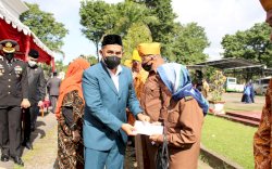   Peringati Gugurnya Dua Pahlawan Takalar, Prokopim Gelar Upacara dan Ziarah Kubur