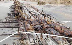 Sejarawan Bingung Bangkai Kapal Abad 19 Terdampar di Pantai