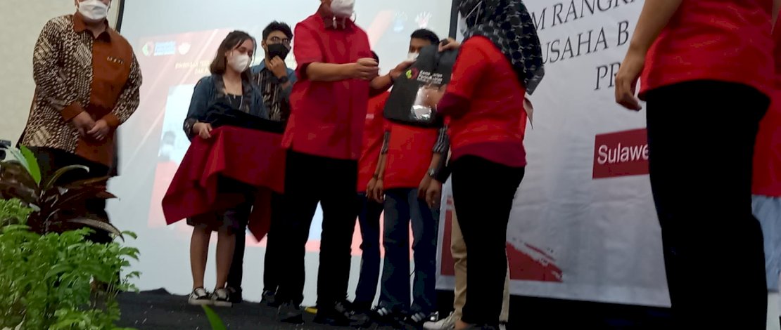 ARW Buka Bimtek Penumbuhan dan Pengembangan Wirausaha Baru di Makassar ARW Buka Bimtek Penumbuhan dan Pengembangan Wirausaha Baru di Makassar