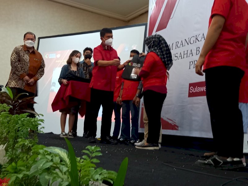 ARW Buka Bimtek Penumbuhan dan Pengembangan Wirausaha Baru di Makassar