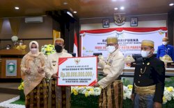 Bangun Jembatan Kembar di Parepare, Andi Sudirman Serahkan Bantuan Keuangan Rp 30 M 