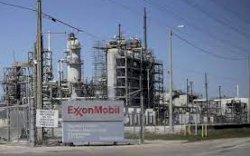Raksasa Migas Exxon Mobil Tarik Diri dari Rusia