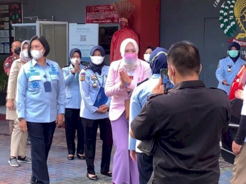 Angelina Sondakh Resmi Bebas dari Lapas Pondok Bambu