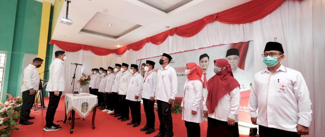 Ketua PMI Sulsel Lantik Bupati Lutim dan Lutra Jadi Ketua PMI