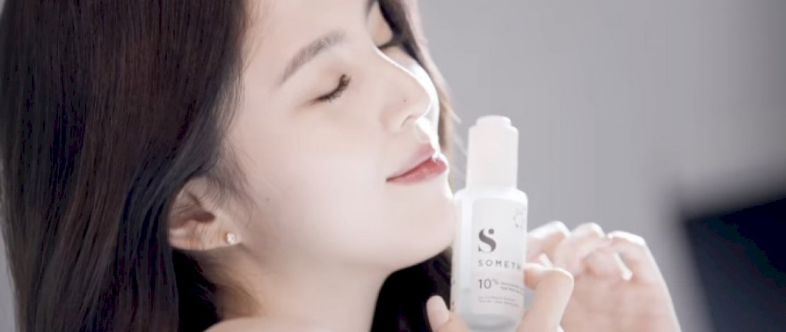 Artis Korea Laku Keras Jadi Brand Ambassador di Indonesia, Terbaru Somethinc's Gandeng Han So Hee 