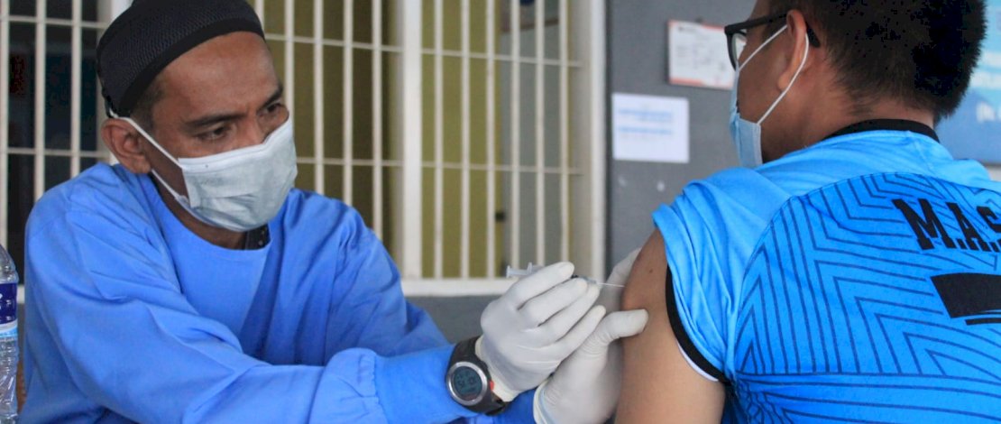 Kegiatan vaksinasi booster yang diikuti oleh WBP dan tahanan di Rutan Makassar/Ist