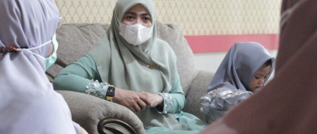 Wakil Bupati Maros, Suhartina Bohari saat menghadiri Festival Anak Soleh (FAS) Vol 1 SADIQ, Minggu 20 Febuari 2022.