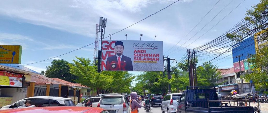 Terlihat baliho Andi Amran Sulaiman di berbagai kabupaten/kota di Sulsel/Ist