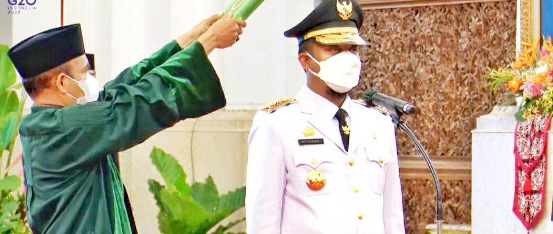 Presiden Joko Widodo (Jokowi) resmi melantik Andi Sudirman Sulaiman (ASS) sebagai gubernur Sulawesi Selatan (Sulsel) sisa masa jabatan 2018-2023/Ist