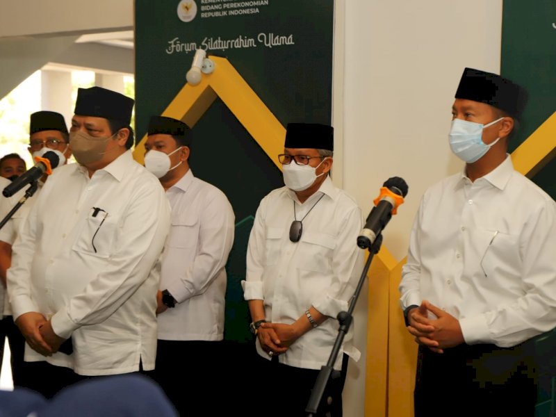 Airlangga Hartarto Perkenalkan Taufan Pawe di Unhas dan Silaturahmi Ulama se Sulsel
