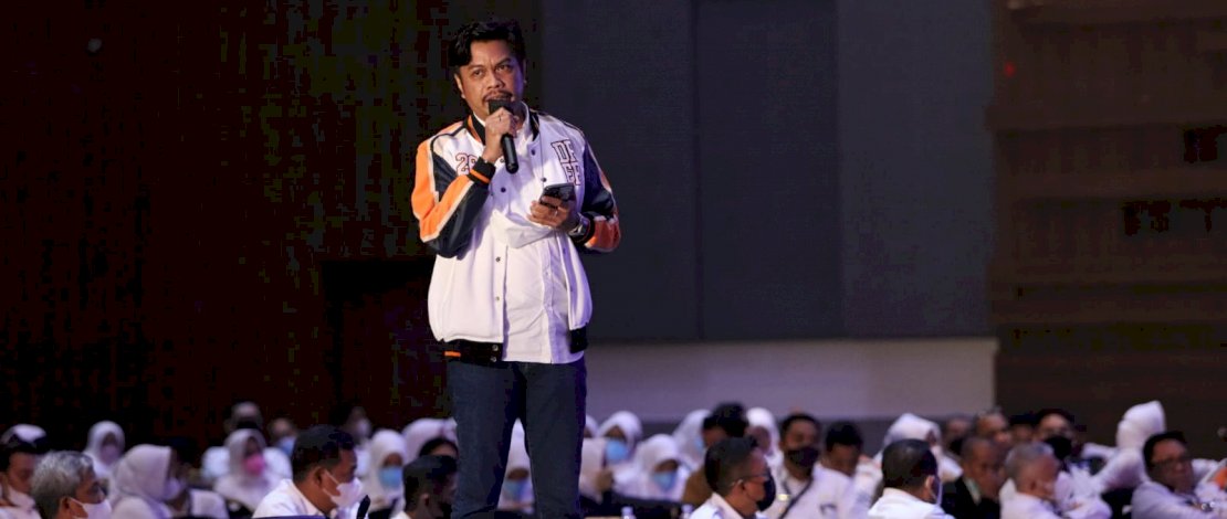 Kepala Bapenda Makassar, Firman Hamid Pagarra, saat hadir dalam acara akbar Rapat Koordinator Khusus Pemerintah Kota Makassar di Hotel Sheraton, Selasa, 16 Maret 2022.