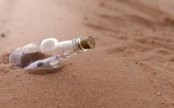 Pengunjung Pantai di Inggris Temukan Surat dalam Botol dari 21 Tahun Lalu